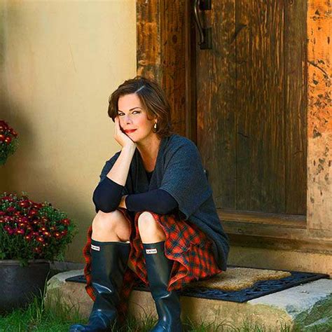 marcia gay harden ~ nsfm ~ chic weekend islander pinterest traditional home and design