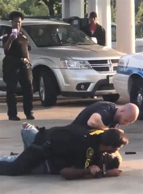 Houston Cop Begs Security Guard To Help Him Arrest Suspect While She