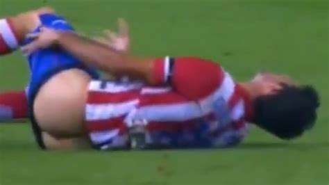 Video Atletico Madrid S Diego Costa Has Backside Exposed