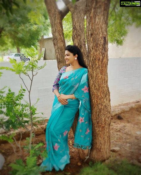 Rachitha Mahalakshmi Instagram Homely Me 😇😇😇😇😇 Saree Love
