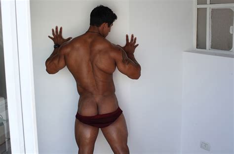 nude asian men butts