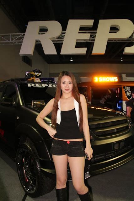 Car Show Models With Nice Legs At Manila Salon 2010 Hot Pinay