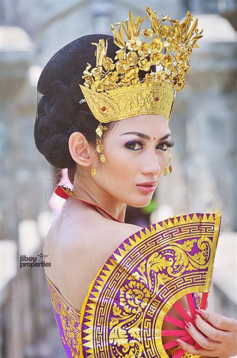 beutiful balinese girl traditional style indonesia