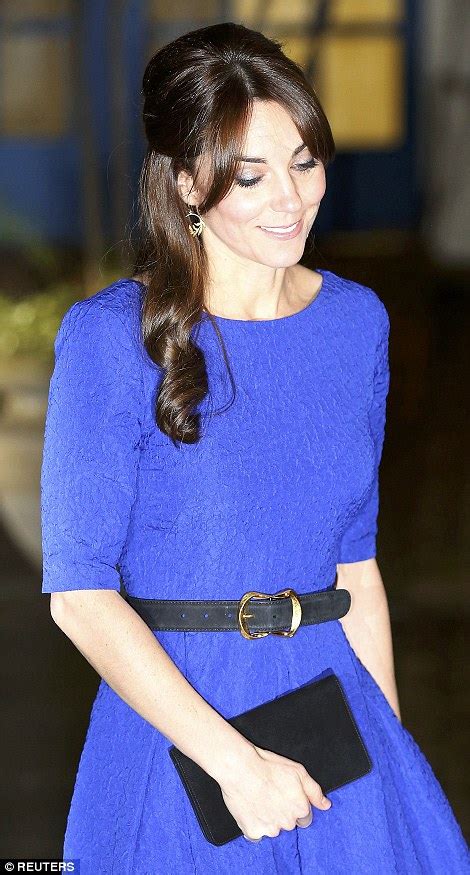 kate middleton wears saloni dress for fostering excellence awards 2015