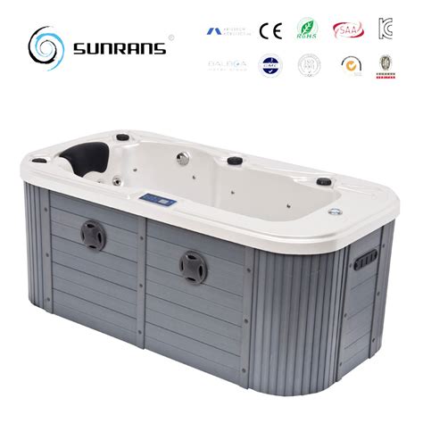 China New Design Luxury Mini Indoor 1 Person Hot Tub Spa
