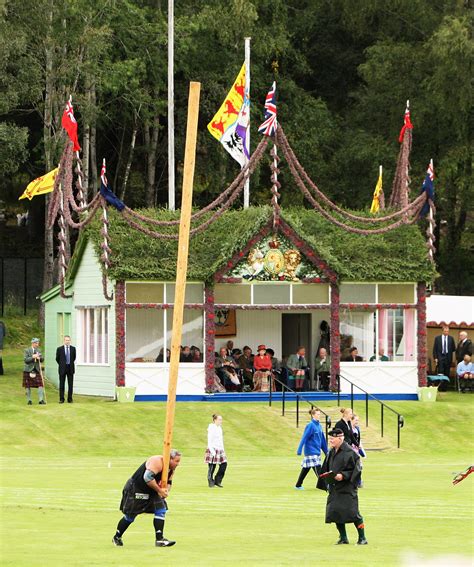 Kilts And Queen Gather For Traditional Scottish Games Popsugar Love And Sex