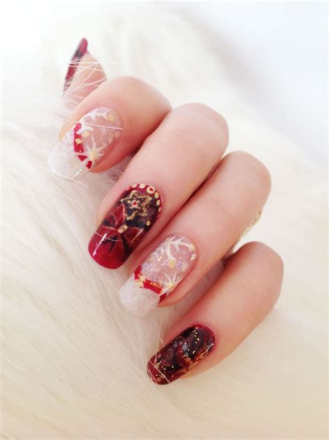 christmas elements   nails heavenly nails manicures nail art