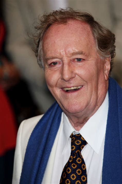 harry potter actor robert hardy  died  age  robert hardy harry potter actors british