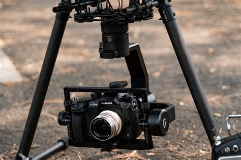 lightweight drone camera stabilizing gimbal  rapid setup product dronetrest