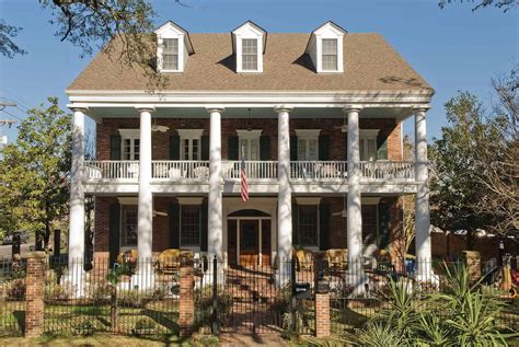 mesmerizing southern colonial house exterior designs  architecture designs colonial house