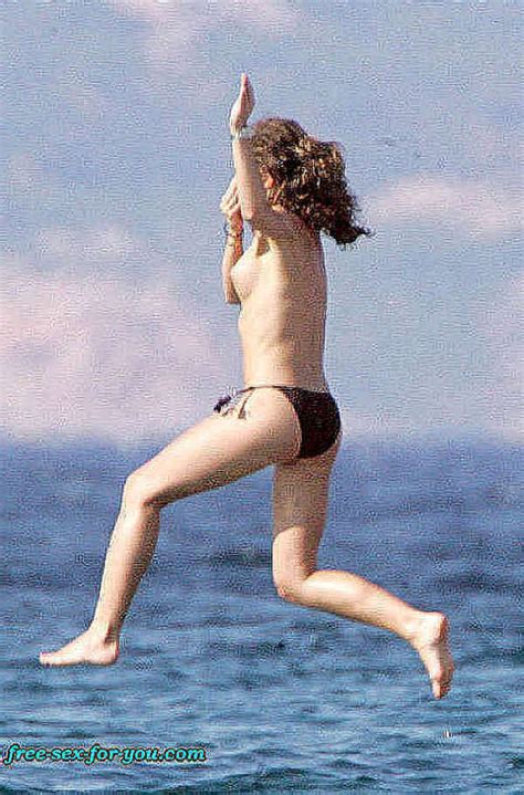 rebecca gayheart topless caught at the beach photo 10