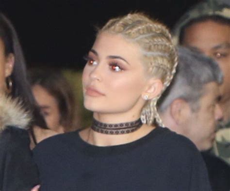 kylie jenner 11 01 16 kylie jenner short hair white