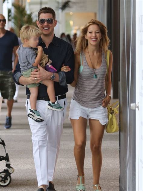 Michael Buble And Luisana Lopilato With Son Cute