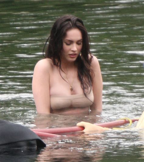 nackte megan fox in beach babes