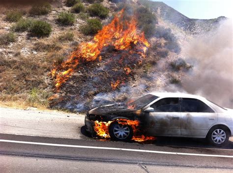 vehicle fire starts grass fire   cajon pass vvng