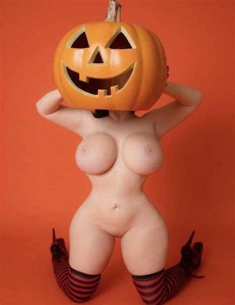 That S How You Display A Halloween Pumpkin Titsnass