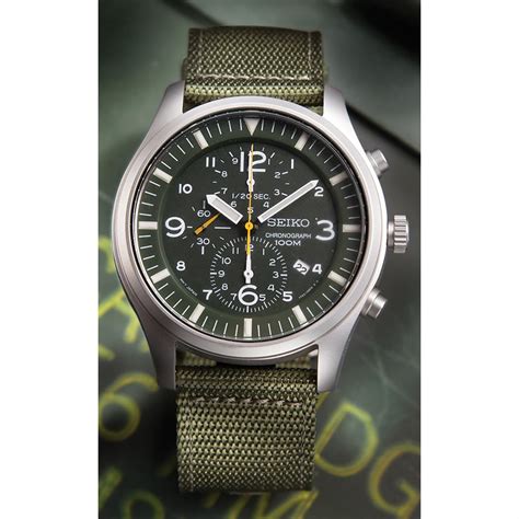 seiko chronograph field   watches  sportsmans guide