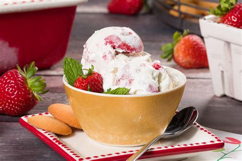 fresh strawberry ice cream mrfoodcom