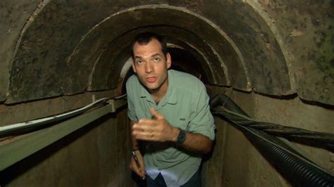 israel battles hamas in tunnel hide and seek cnn