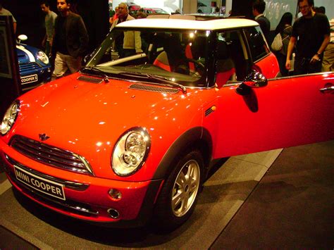 dsc red mini cooper    la auto show xwl flickr