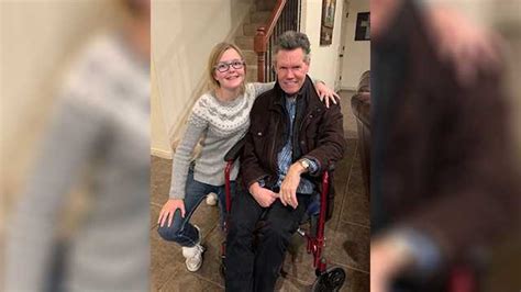 singer randy travis gives oklahoma teen surprise of a lifetime