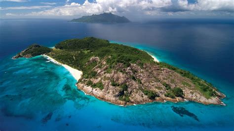 Top 10 World S Most Exclusive Island Resorts The Luxury Travel Expert