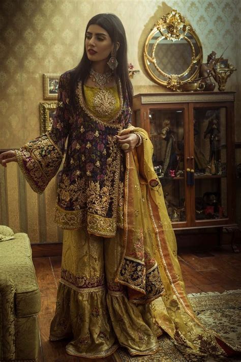 pakistani designer gharara shirt outfit    pakistani bridal wear pakistani formal