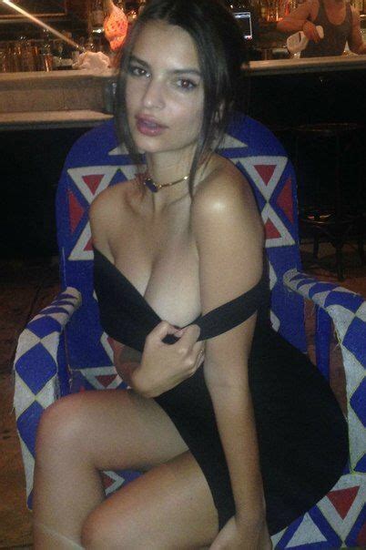 emily ratajkowski sexy revealing dress flaunting naughty cleavage celebrity leaks scandals