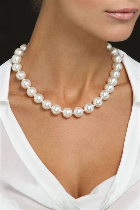 white freshwater pearl necklace lux pearl necklace 9 10mm real pearl