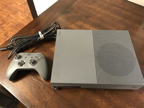 Xbox One S 500gb Storm Gray Console 1681 W Matching Controller