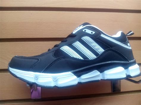 zapatos deportivos gomas adidas  caballeros bs  en mercado