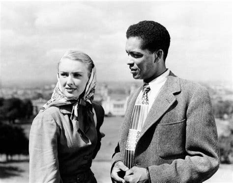 Earl Cameron Barrier Breaking British Actor Is Dead At 102 The New