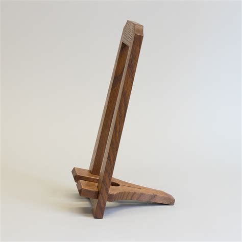 quarter sawn oak frame stand