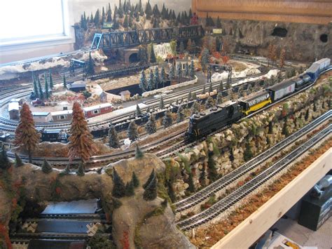 mark sells   scale layout model railroad layouts plansmodel railroad layouts plans