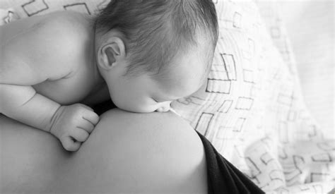 This Mom Wants You To Know You Re Not Alone If Breastfeeding Hurts