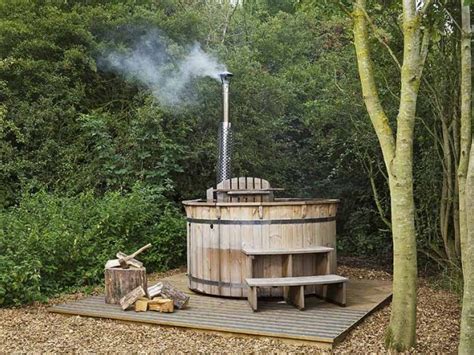 Luxury Lodge Tent With Hot Tub In Suffolk