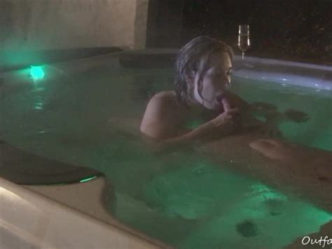 Underwater Blowjob And Fucking In Jacuzzi With Cumspray