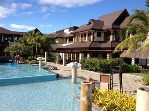 crimson resort  spa cebu philippines review chewiecouk