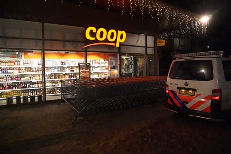 coop reageert vol afschuw op brute overval ridderkerk supermarktmedewerker  kritieke toestand