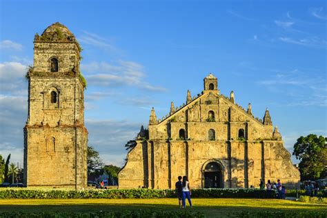 beautiful churches   philippines lamudi