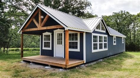lovely cabin style sheds