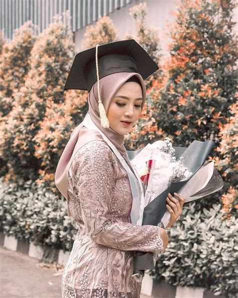 kebaya wisuda modern hijab syari