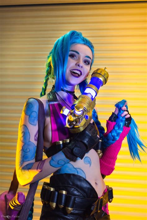 [self] jinx from league of legends cosplay