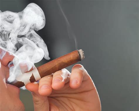 tips  tricks maximizing  smoke   enrich  cigar experience blind mans puff