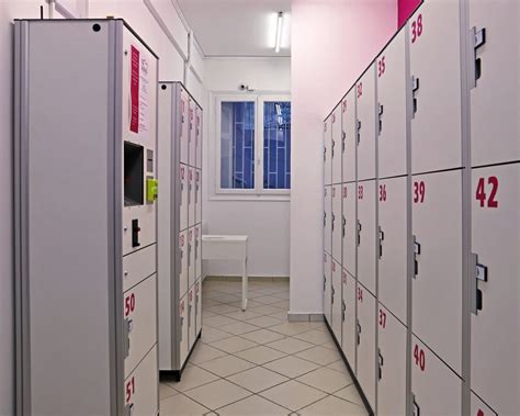 automated luggage storage  athens  lockers nonstoptravellers