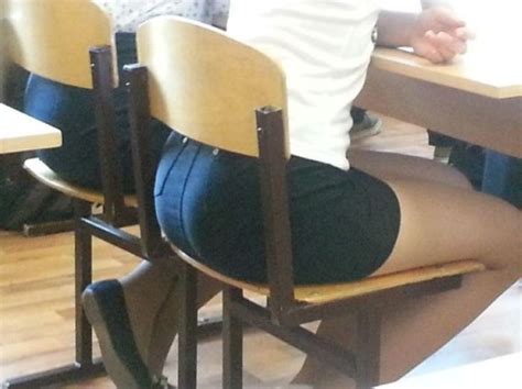Russian School Girls And Their Nice Rears 18 Pics