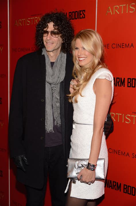 howard stern   younger wife beth   married   years   relationship