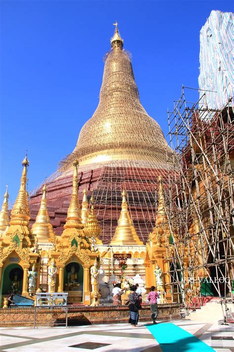 day  yangon shwedagon pagoda relaxing day trevallog