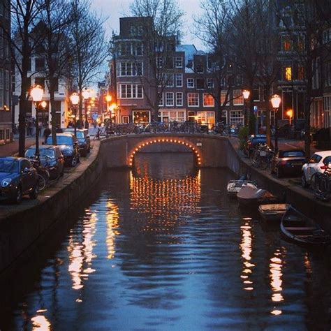blauwburgwal awesome amsterdam awesomeamsterdamcom instagramawesomeamsterdam canals