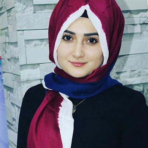 Pin By Lootlaye On بنات محجبات Hijabi Girl Arab Girls